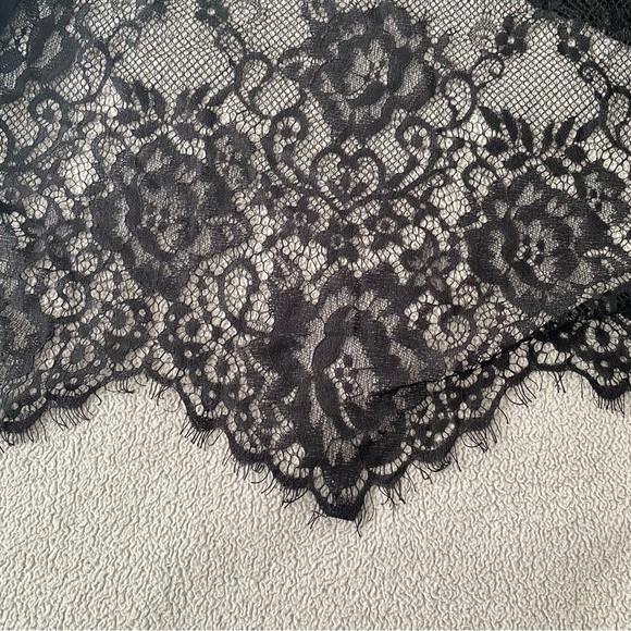 CALIFORNIA MOONRISE Black Long-sleeve Dress with Lace Detailing - Picture 3 of 7